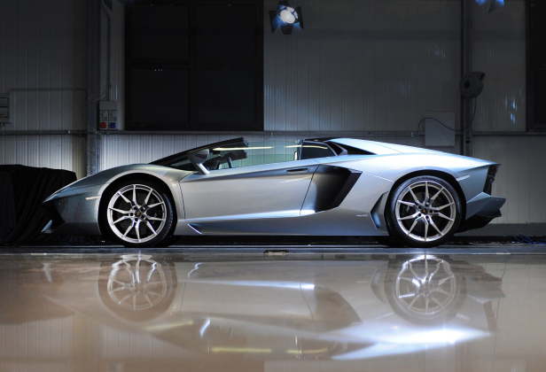 2013 Lamborghini Aventador 2