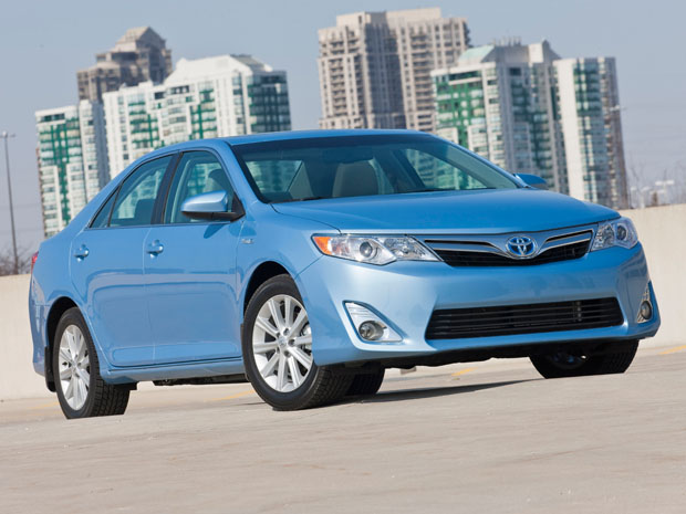 2013 Toyota Camry Hybrid FEAT