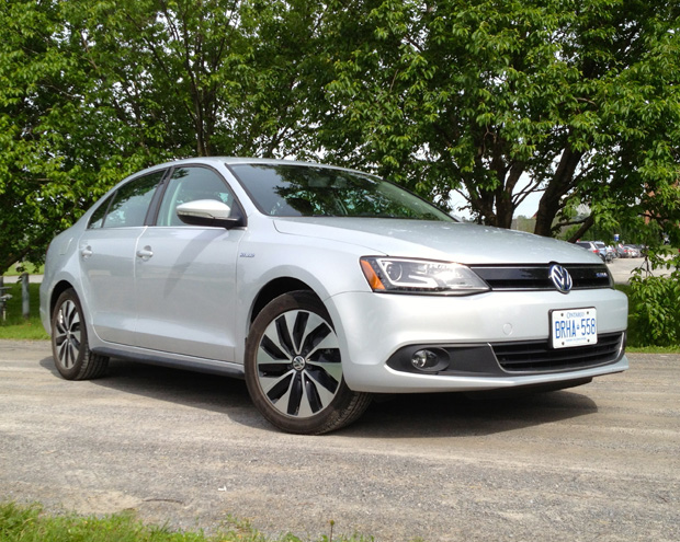 2013 VW Jetta Turbo Hybrid FEAT