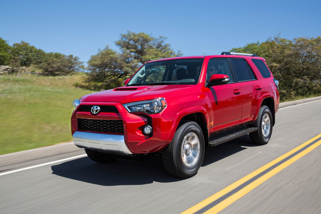 2014_Toyota_4Runner_001